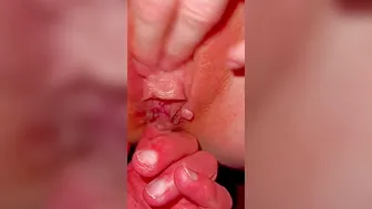 Getting Fingered porn video – Mom FIRST TIME GETS ANAL FINGER FUCKED AFTER CUMMED HER TWAT