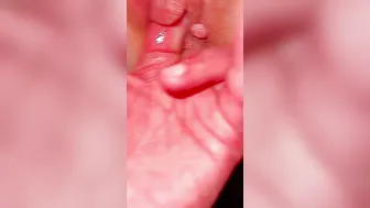 Mom FIRST TIME GETS ANAL FINGER FUCKED AFTER CUMMED HER TWAT