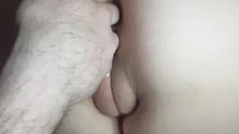 Sweet mom holes into pink shorts gotten fingers