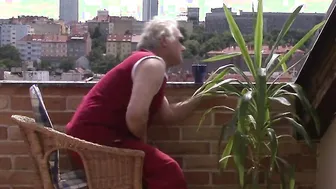 Mature man fucks younger woman