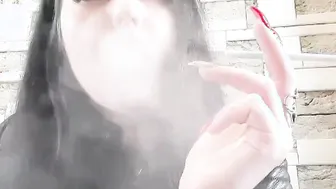 Smoking bondage from the amazing Dom.
