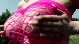 Darina Czech Big Titted Blonde Whore with Choky Ice Lauro Giotto
