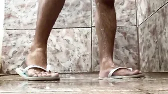 Young mans toes (feet fetishes) full sex tape for subscribers.