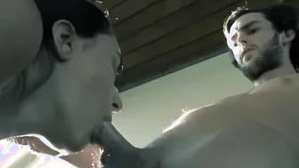 Brunettes Love Penis - Anastasia Ebony Riding boyfriends Cock Near The Pool