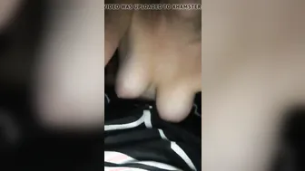 Hooters bouncing