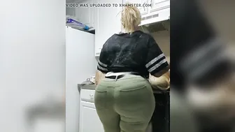 Chunky Aunt Porn - My bbw thick butt aunt putting up groceries 4kPorn.XXX