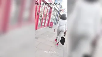 Gorgeous Jiggly Bubble Booty - Tight Gym Spandex - Huge