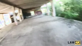 LAW4k. Graffiti women is caught by brutal security officer