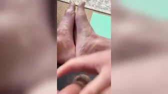 Cum on my toes rub it inside and I eat some too