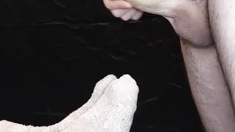 Oh no not on my bed socks 2X cum on foot mini-compilation (Milking-time)