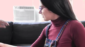 three-Way Porn - A Skinny cunt with mouth Getting Pounded by 2 Construction Men inside a 3 Way