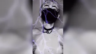 REAL FTM LADYBOY MAN SHOWING HIS NATURAL HOOTERS