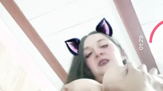 Inocente Entrega Su Cunt Jugando Con filtros