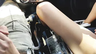 Dyke women jerks me off while having fun with her snatch