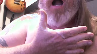 Eating my cumload