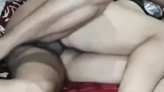 Quiero que acabes adentro de mi culo