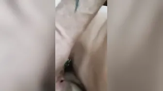 Mi piace prenderlo into culo gia al mattino