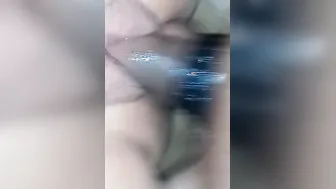 Cumming on her snd still going 