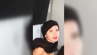 مريم مصرية بتقول كلام ساخن