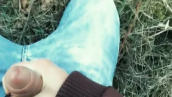 Foreskin cum mess - Jizzed outdoors
