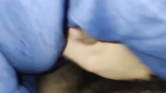 Masturbating under da sheets