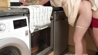 CAUGHT ME INSIDE THE KITCHEN AND FUCKS MY TIGHT CUNT