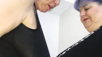 BBW Lesbians and Huge Titted Blowing
