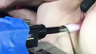 CUMSLUT TRYS HER NEW SCREWED MACHINE