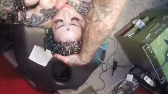 FACE TATTOO TITTY FACE PLOWED METALHEADS BIKER TATTOO SHOP ORAL SEX CHINESE BDSM