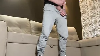 Dude jerks off inside sportswear