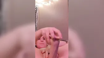 BBW Bounces Fat Booty on Vibrator