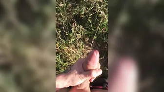 quick cummed outdoors