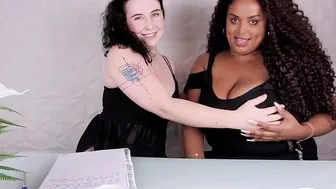 JOI GAME GOZE NOS NOSSOS PEITOS - ANNA BLUE E FOLGOSA XXX