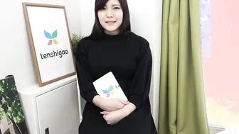 What a delicious HOT TWAT Manami Takashima shows us into her first ever on camera masturbation and cunt finger bang performance