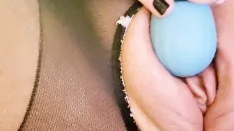 Cougar Talking Crazy Role play while masturbating. Try not to cum until the end.