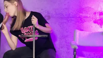 Californiababe blown celebritys penis after party