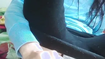 Closeups porn video – UNSHAVED BUTT INSIDE WHITE UNDERWEAR DANCING