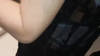 Watching a Beauty sluts inside a Fitting Room