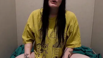 GothBunny Squirts And Makes A Slutty Mess