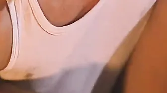 The blonde came to the service to pick up the car and got a hard ass fuck