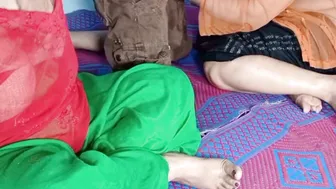 threesome with sara ad netu hand job and cunt fucking inside doggy style