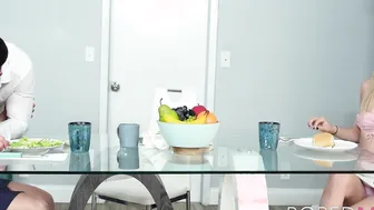 Bored porn video – Back Home To Freeuse My Family