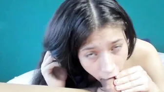 Latina Gal Gives Her Lover a Blowie