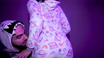 YNGR - Willow Ryder Went To A Slumber Party To