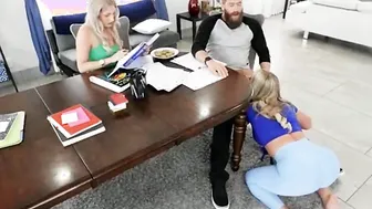 A GUY INSTEAD OF A GIRL FUCKS HER MOM WITH BIG MILKINGS