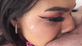 Hispanic Spinner Summer Col Dig a Gigantic Penis Up Her Asshole