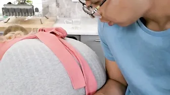 Freaky stepmother just need a quick fucked right now.
