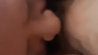 Eating the wifeys snatch