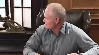 Mature stud eats snatch and bangs his college girl from behind