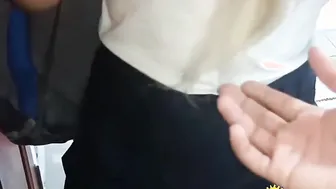 Chica de 19 años tiene un orgasmo COMO DIOSA en scene jizzed en el coño